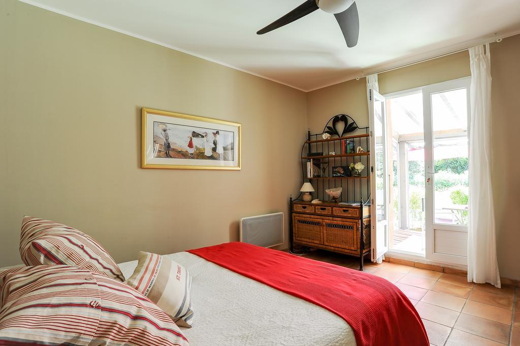 Les Ilets De L'Eau Blanche Apartment กาวาแลร์-ซูร์-แมร์ ภายนอก รูปภาพ