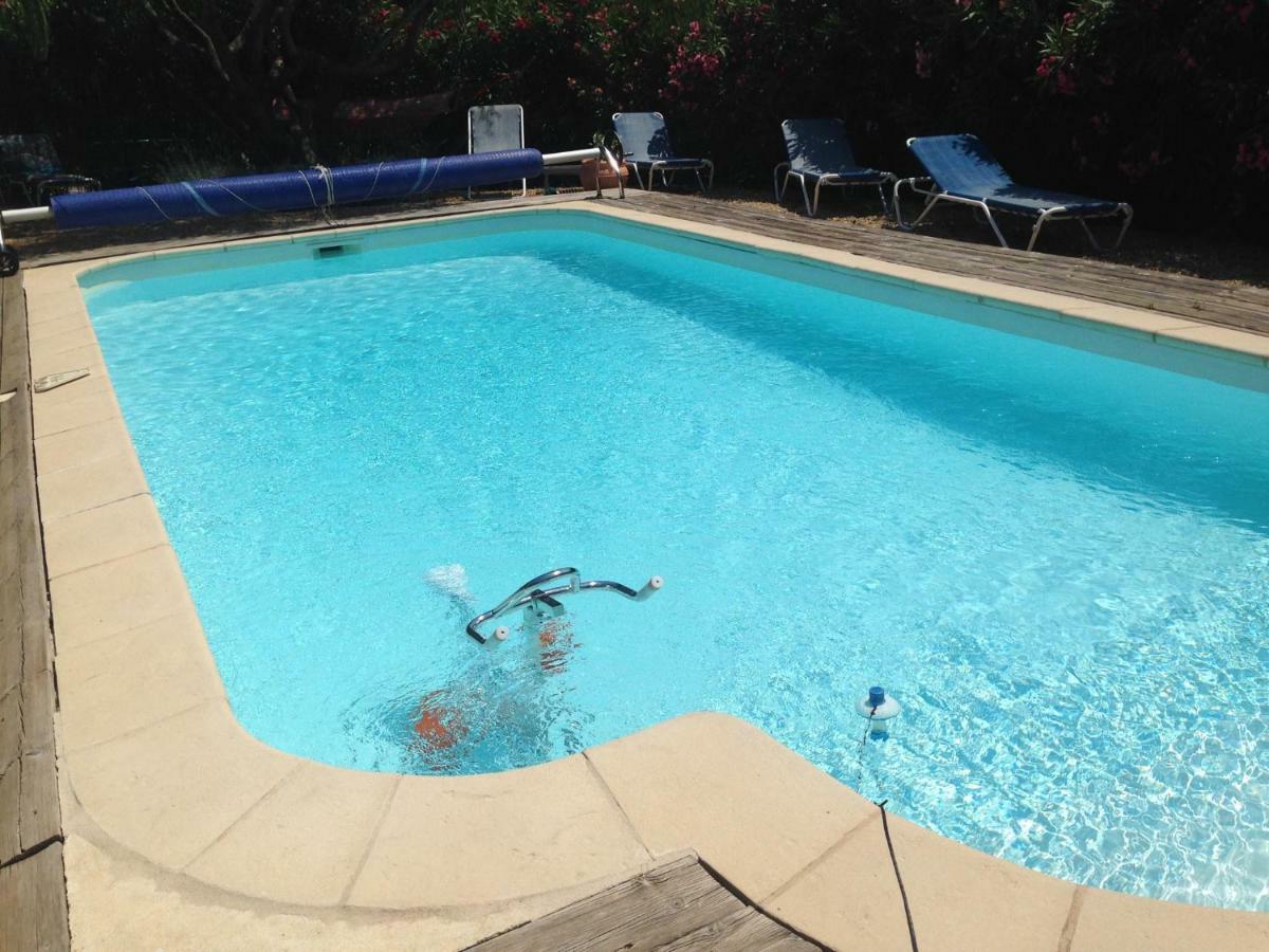 Les Ilets De L'Eau Blanche Apartment กาวาแลร์-ซูร์-แมร์ ภายนอก รูปภาพ